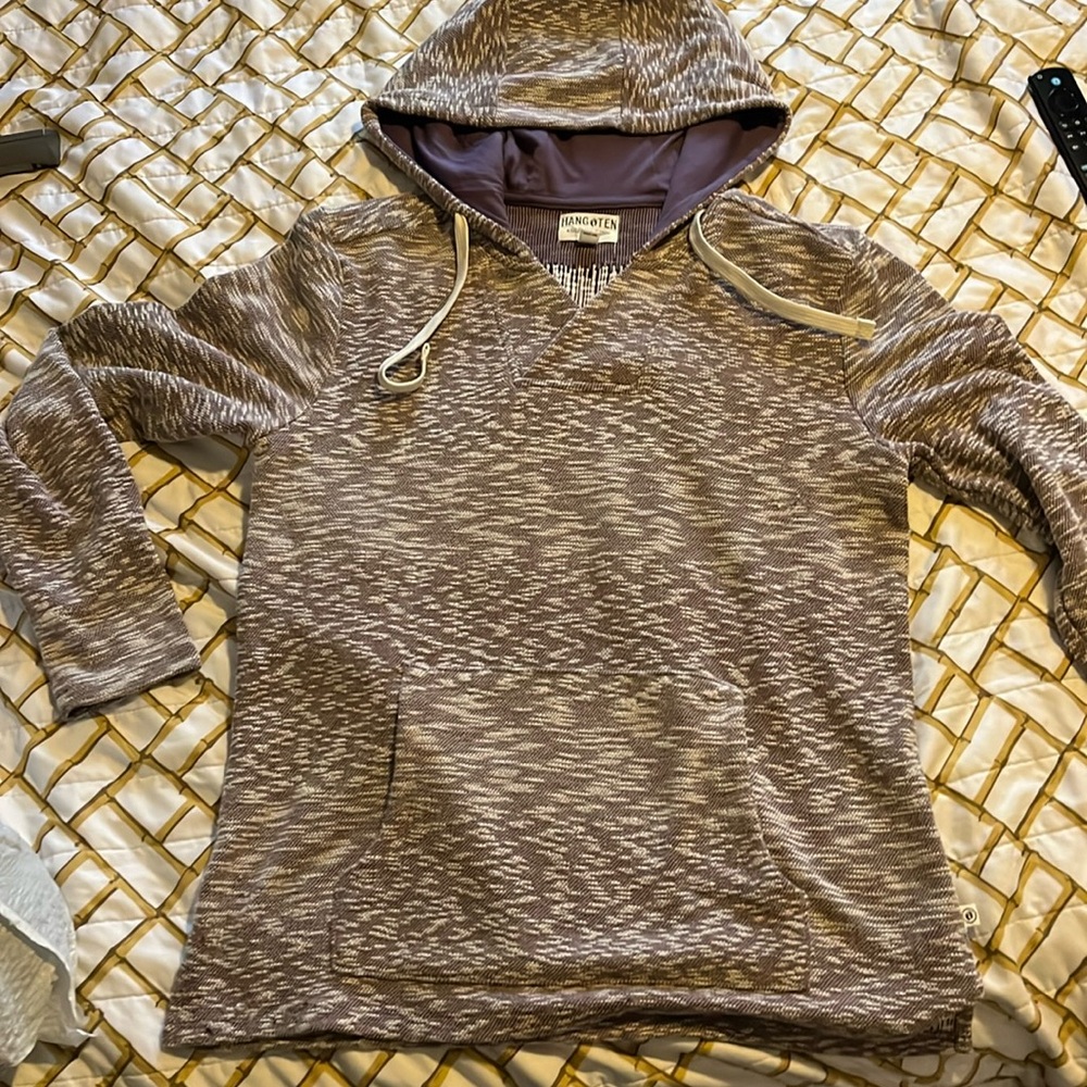 Hang ten hoodie sweater size M